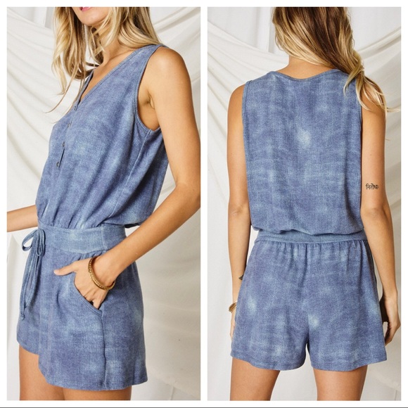 Tie Dye look! Sleeveless Romper with side pockets - Picture 3 of 5